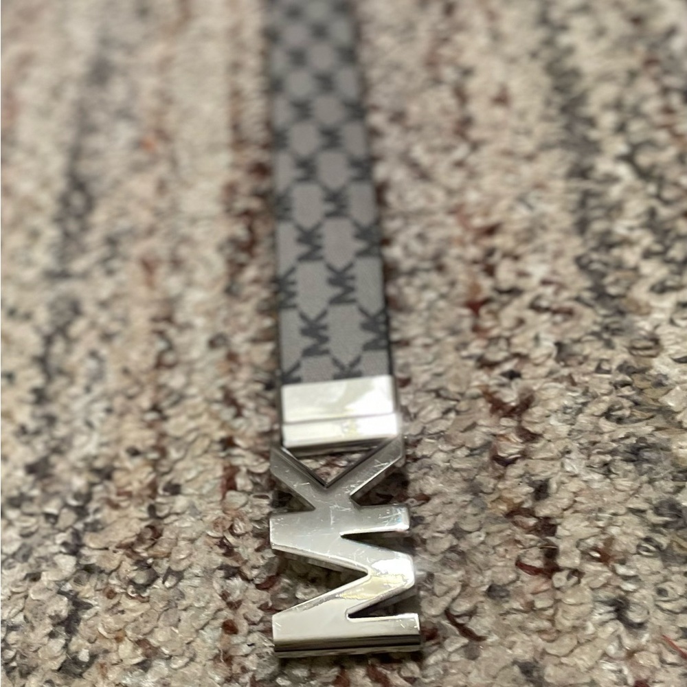 Michael Kors Belt - Picture 3 of 6